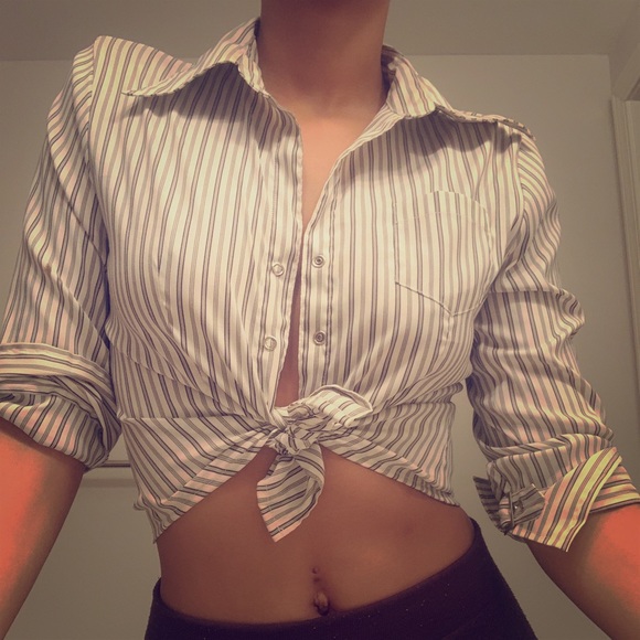 VINTAGE TIE-UP BLOUSE ☁️ - Picture 1 of 6